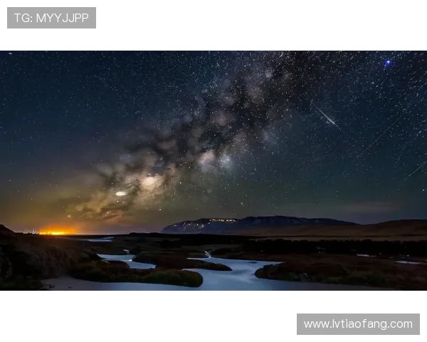 仲夏夜之恋1：星辰低语，心动初启